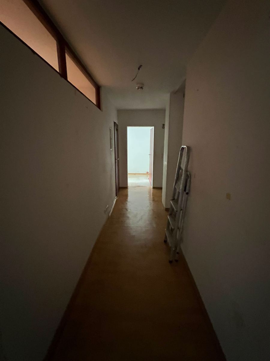 Wohnungsauflösung III · Flur – nachher